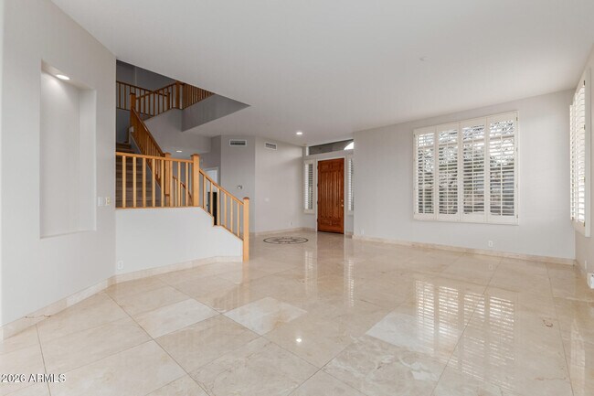 Building Photo - 10872 E Raintree Dr