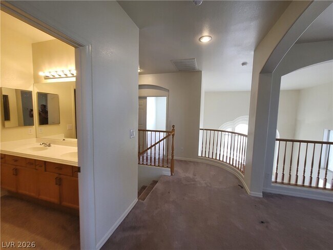 Building Photo - 7817 W Falcon Wing Ave