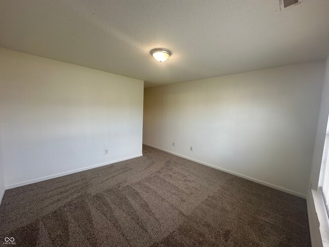 Building Photo - 8125 Maple Stream Ln