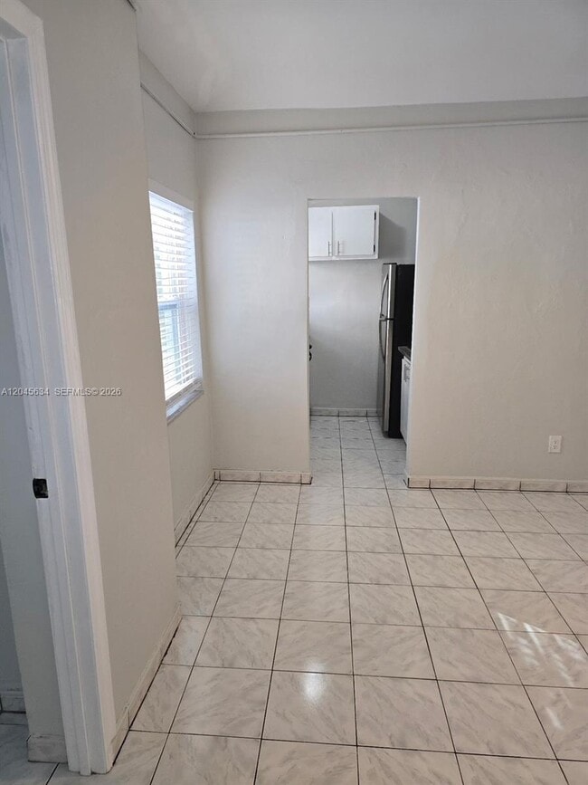 Building Photo - 215 30th St
