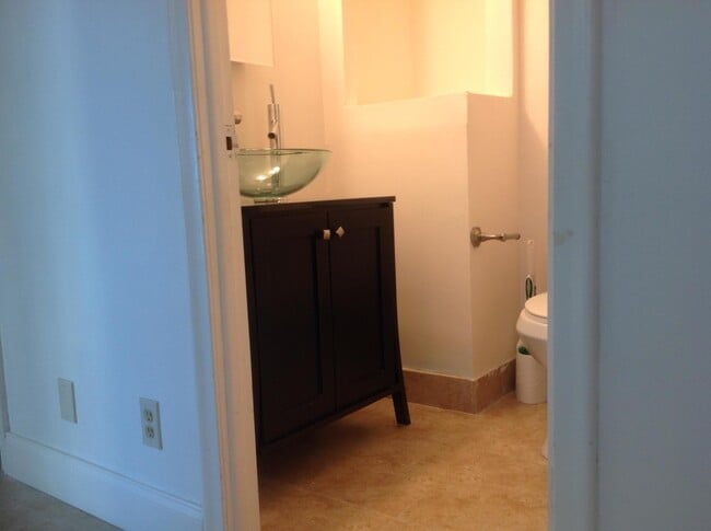 Building Photo - 3221 S Ocean Blvd