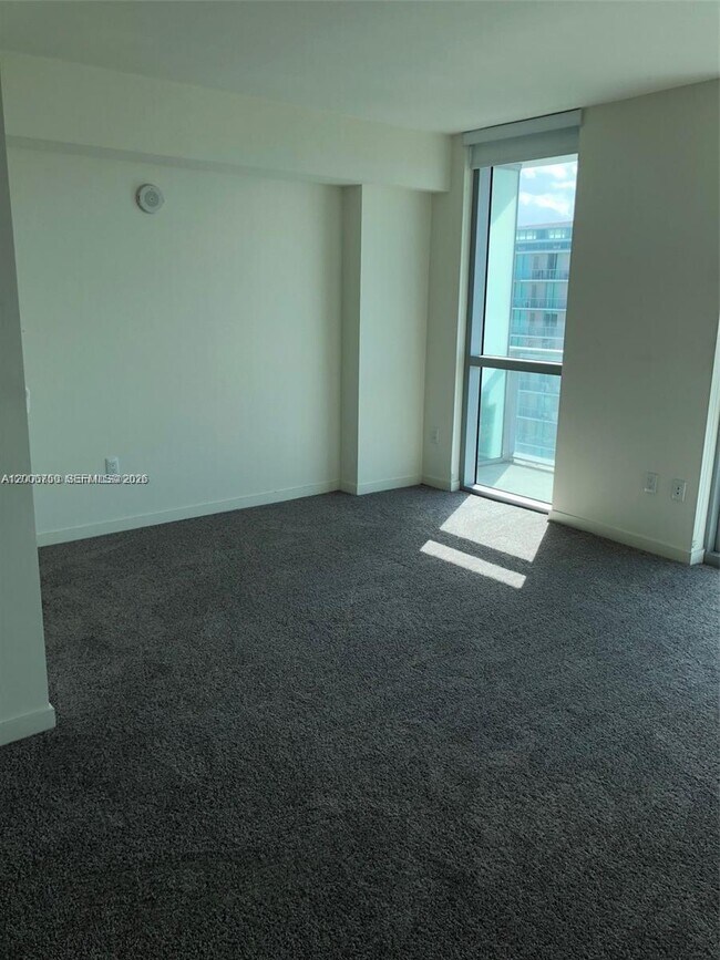 Building Photo - 1100 S Miami Ave