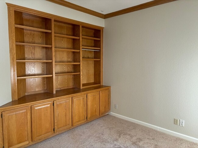 Building Photo - 5021 Chaparral Ct