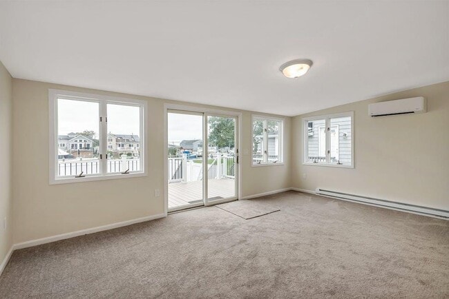 Building Photo - 22 Namkee Ln