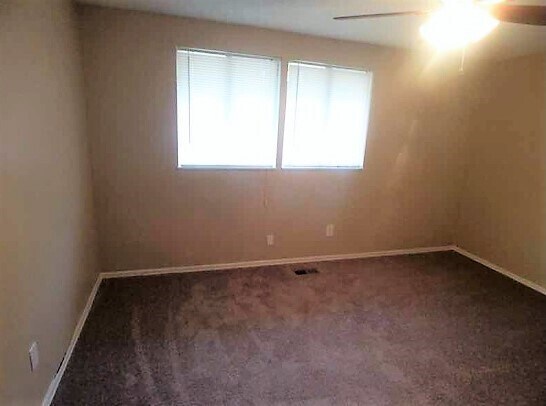 Building Photo - 2990 Forestside Ln