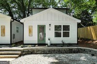 Building Photo - 1597 Glenwood Ave SE