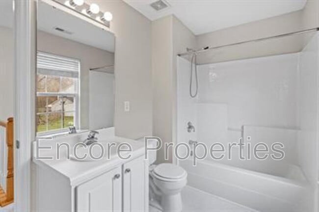 Building Photo - 3212 Sawyers Mill Dr