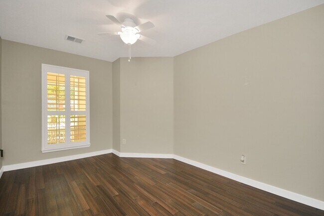 Building Photo - 13339 Yaupon Holly Ln