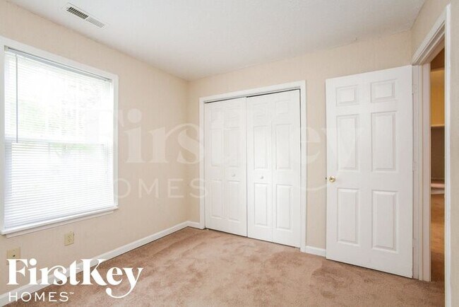 Building Photo - 11356 Cherry Tree Way