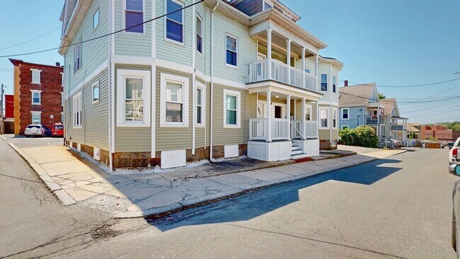 Building Photo - 5A Ropes St