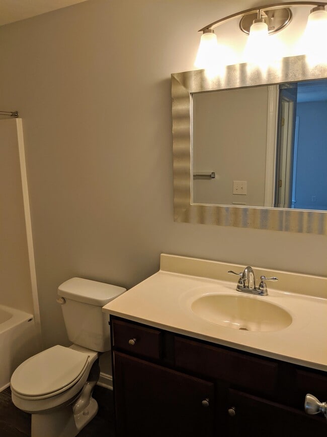 Building Photo - 10501 Chariot Run Ct