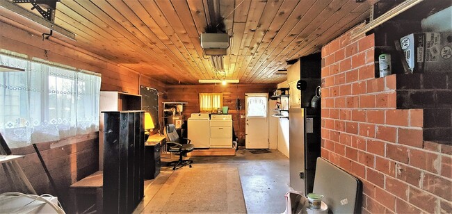 Building Photo - House For RENT:  Historic North Everett 2 ...