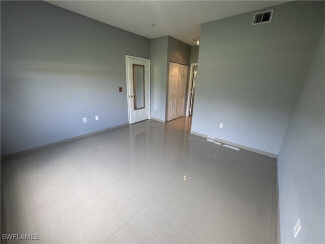 Building Photo - 11530 Villa Grand