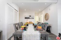 Building Photo - 1019 S Catalina St