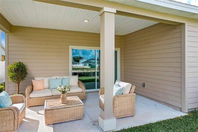 Building Photo - 4726 SW 83rd Lp