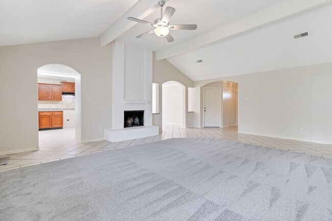 Building Photo - 17131 Quail Park Dr
