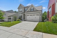 Building Photo - 1112 Saxton Dr
