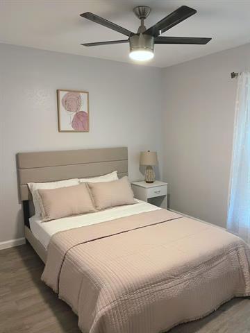 Building Photo - 1914 E Spring Valley Rd