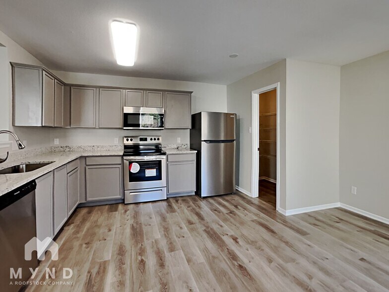 Building Photo - 2346 Sweet Flag Court