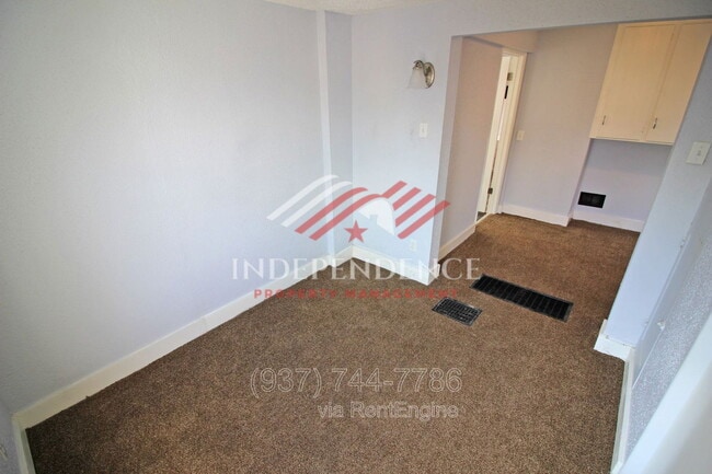 Building Photo - 78 Notre Dame Ave