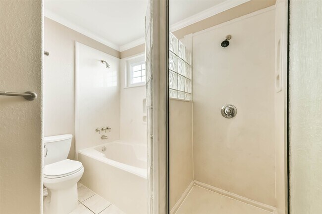 Building Photo - 10906 Sageorchard Ln