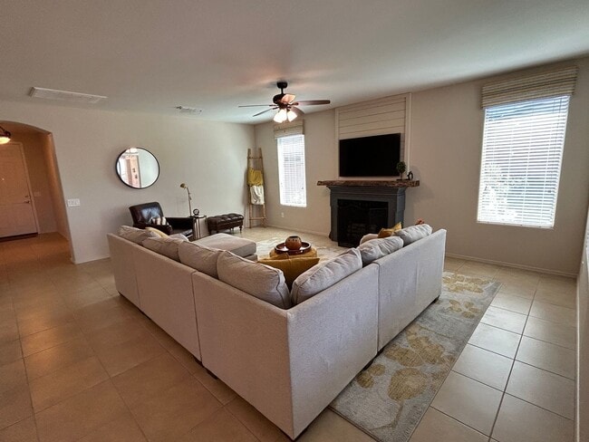 Building Photo - 26864 W Piute Ave