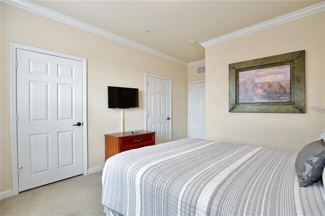 Building Photo - 1370 Tuscan Terrace