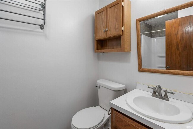 Building Photo - 4 BR Home in Bar Barry Heights