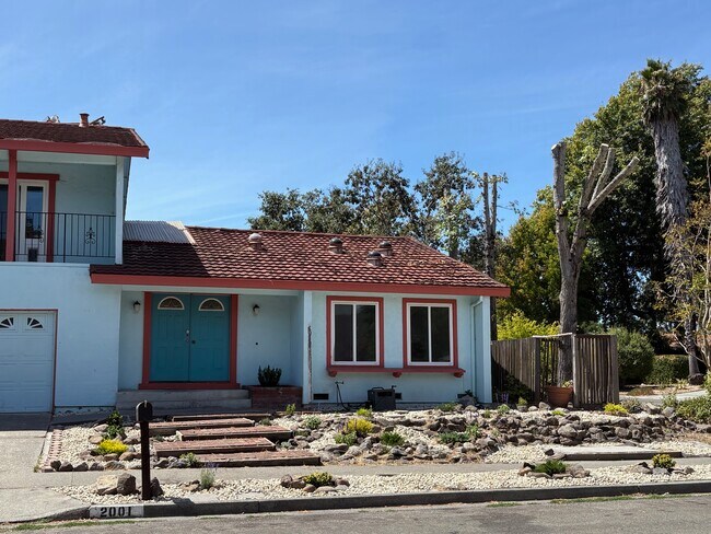 Building Photo - 2001 Contra Costa Ave