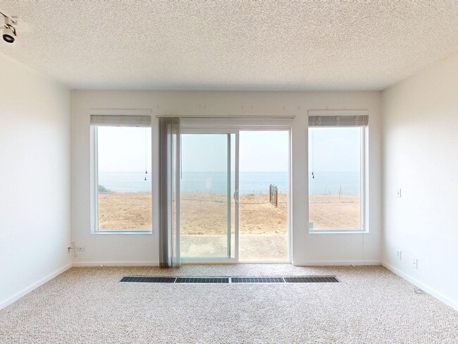 Building Photo - High Bank Waterfront West Beach Duplex! Sm...