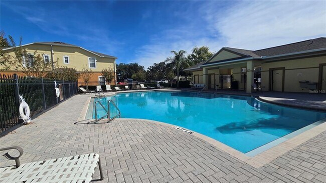 Building Photo - 4085 Shadetree Ln