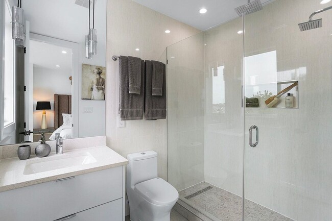 Building Photo - Private Double Decker Rooftop! - Modern Lu...