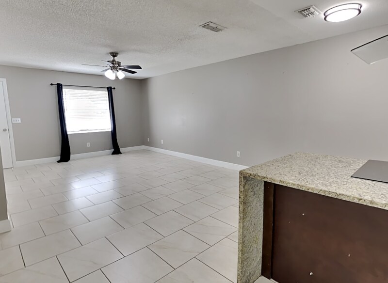 Building Photo - 241 W Citrus St