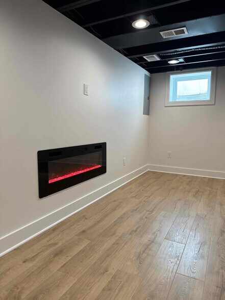 Building Photo - 873 Pleasant Hill Dr