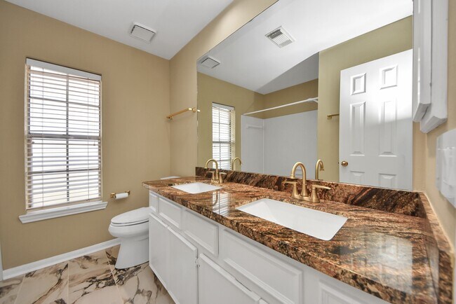 Building Photo - 16710 Colony Terrace Dr