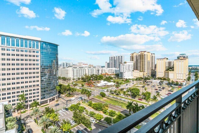 Building Photo - 550 Okeechobee Blvd
