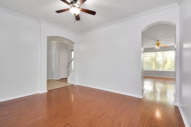 Building Photo - 15711 Rosewood Hill Ct