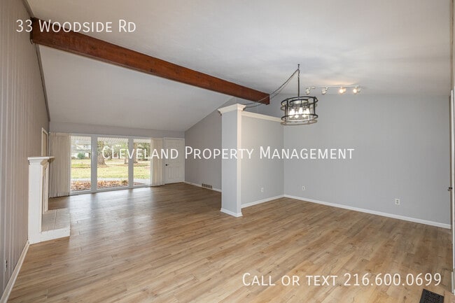 Building Photo - 33 Woodside Rd