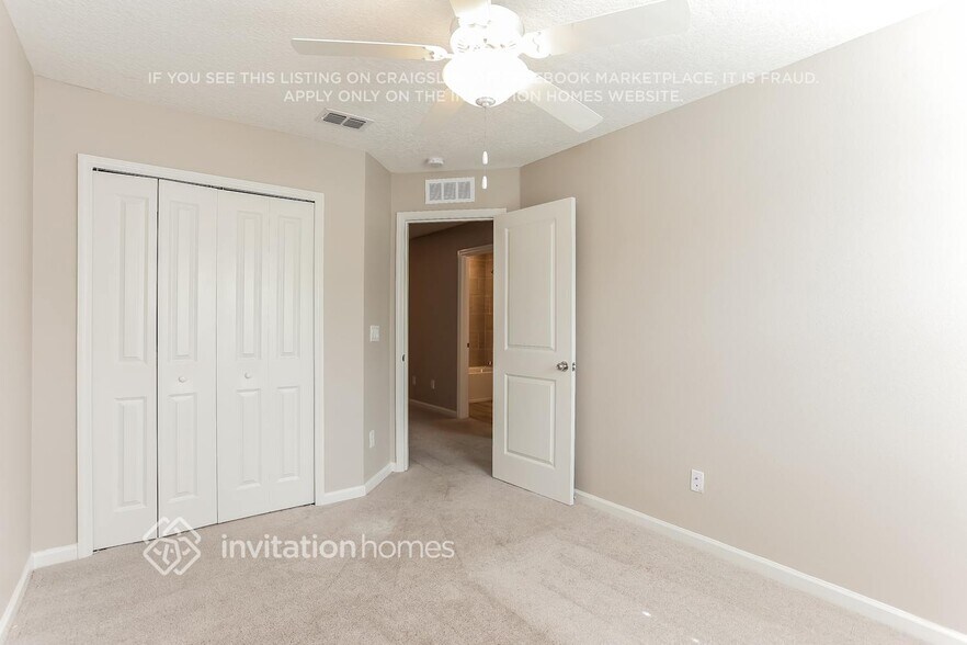 Building Photo - 13285 Shore Grass Dr