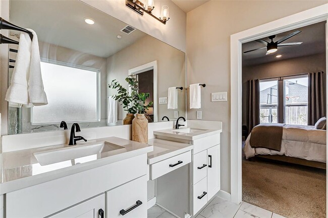 Building Photo - 31430 Vineyard Creek Dr