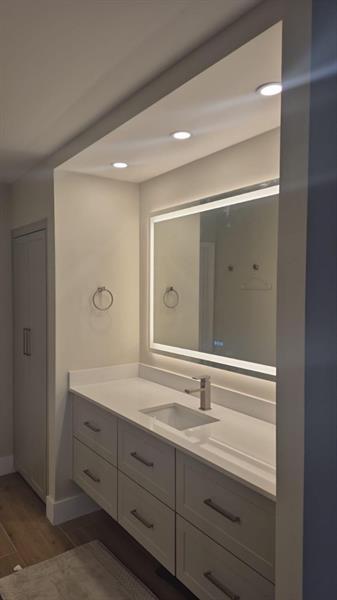 Building Photo - 5000 N Ocean Blvd