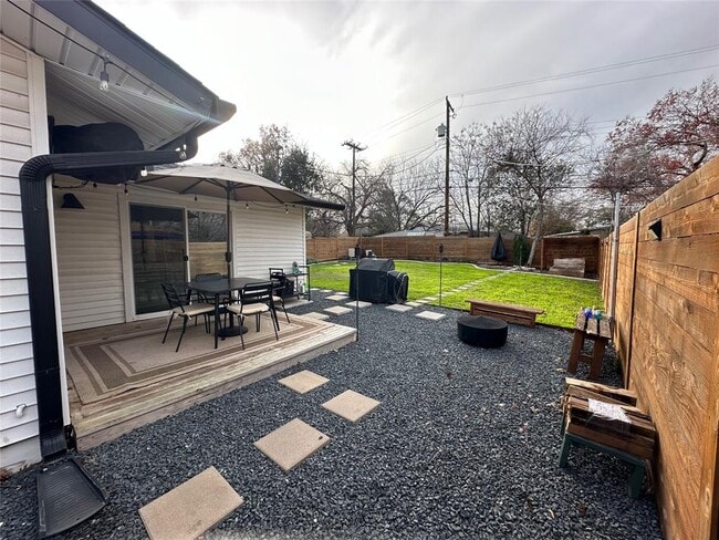 Building Photo - 5102 Greenheart Dr