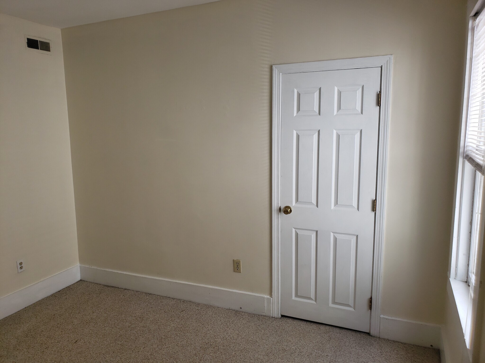 #3 Bedroom - 98 Snow St