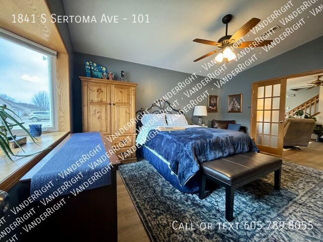 Building Photo - 1841 S Sertoma Ave