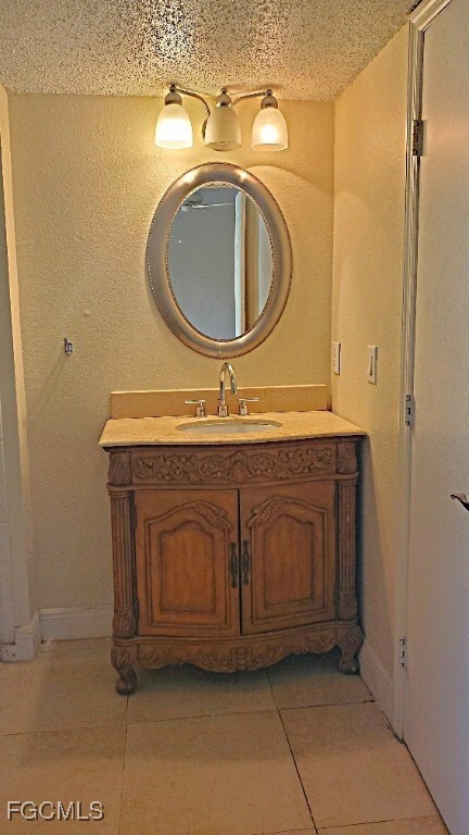 Building Photo - 12551 Equestrian Cir
