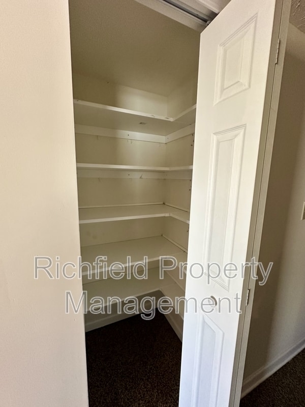 Building Photo - 11212 Pegasus Dr