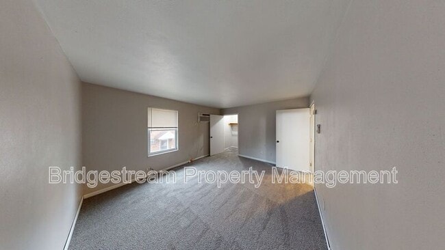 Building Photo - 237 Gilbert Ave