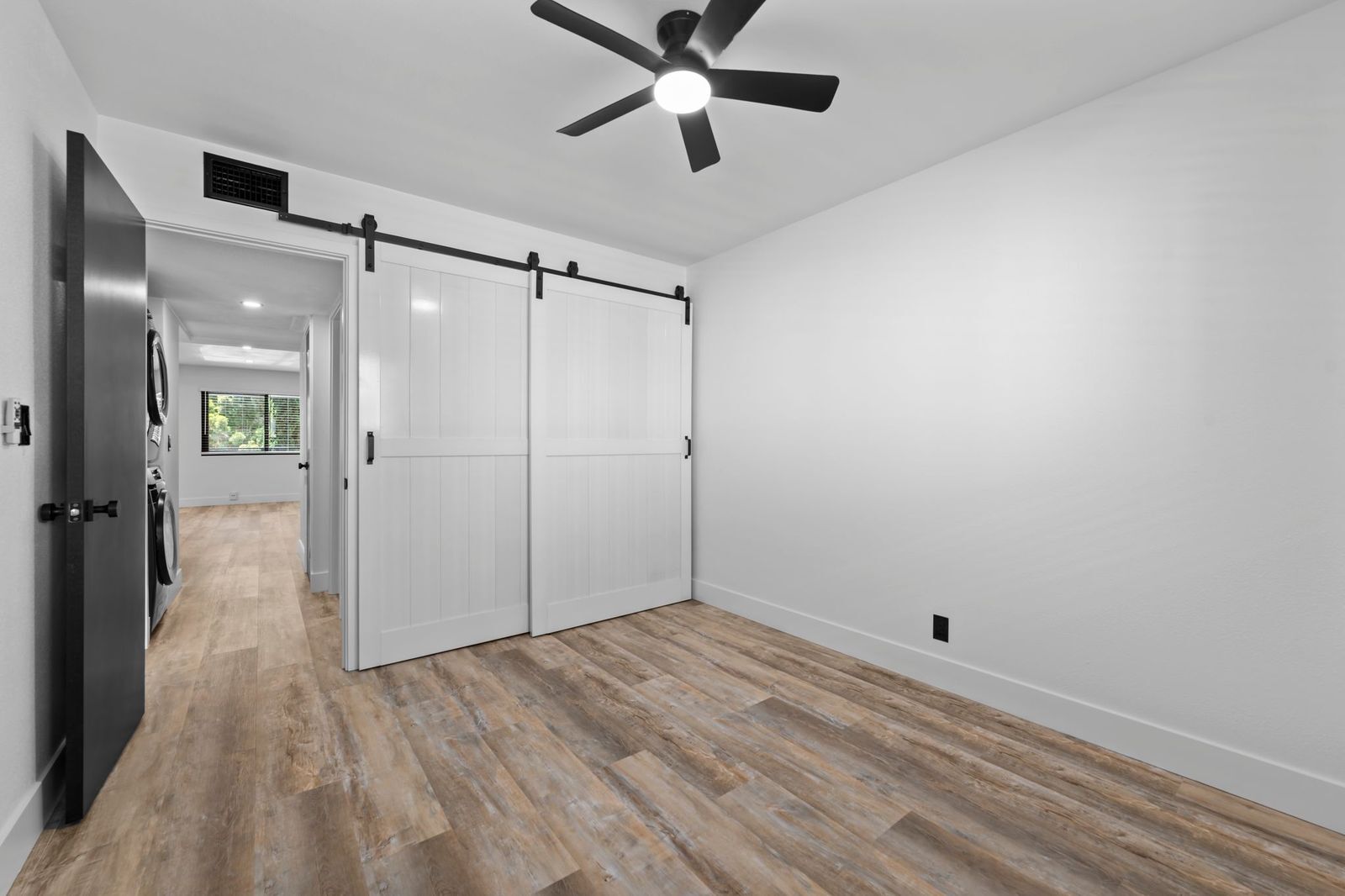 Building Photo - 4209 3rd Ave