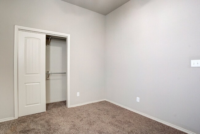 Building Photo - Great newer home in Frenship ISD