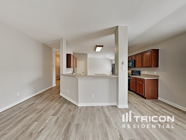 Building Photo - 1711 Coxwold Ct